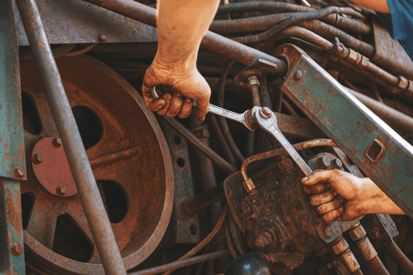 Reparaciones navales y repuestos